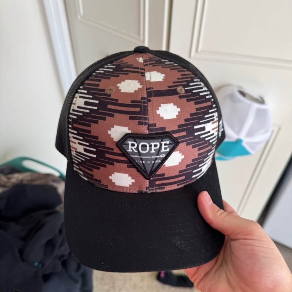Rope Black and Brown Patterned Cap